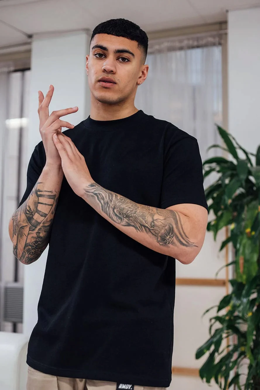 Slim Fit Black RMDY. Tee